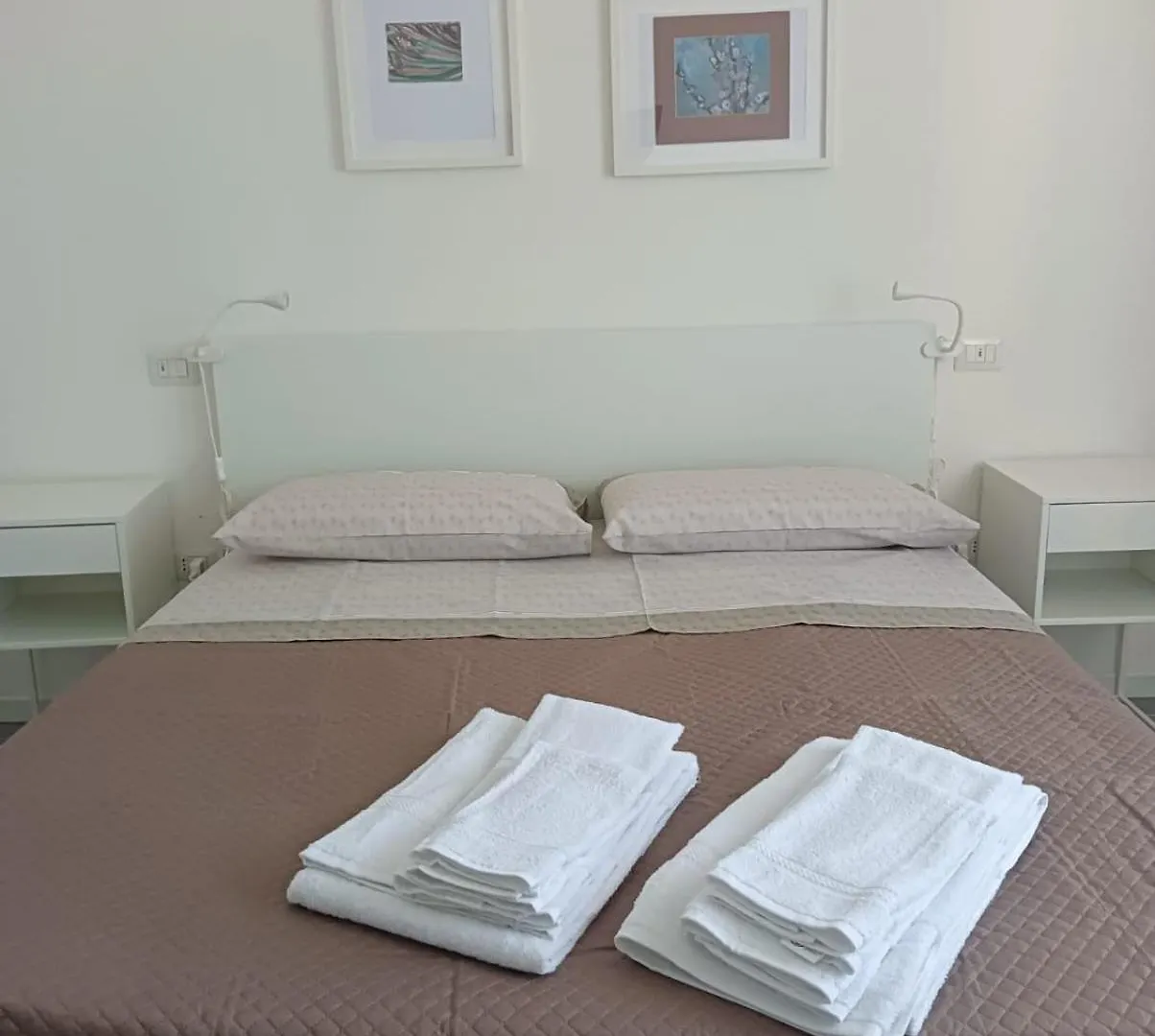 Domus Mares Camere Private 알게로 게스트하우스